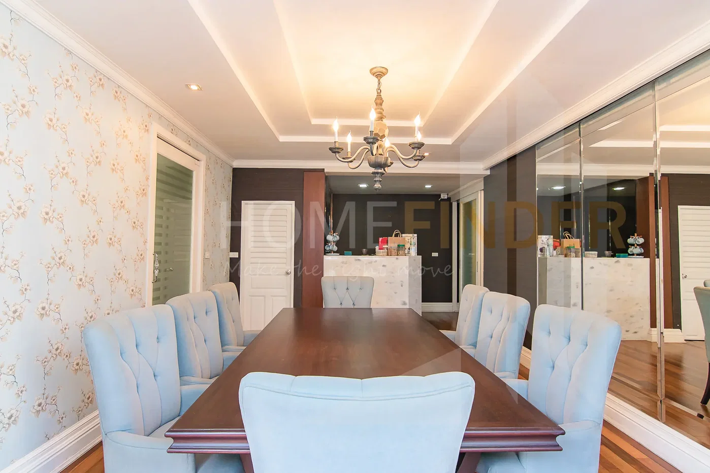 รูป Townhouse Soi Langsuan 4 bedrooms, for rent - รูปที่ 3/8