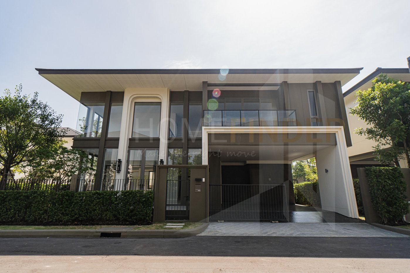 รูป The VALOR Ramintra 62 3 bedrooms, for sale - รูปที่ 1/23