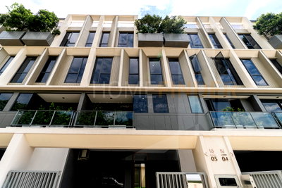 ทาวน์โฮม ลาดพร้าว 93 : Ther Ladprao 93 4 bedrooms, for sale