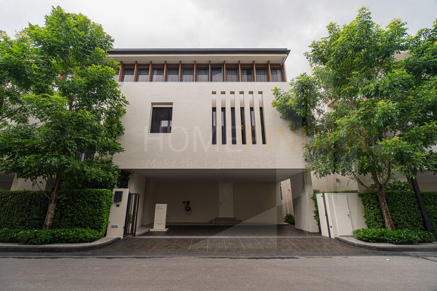 รูป Park Heritage Pattanakarn 4 bedrooms, for sale - รูปที่ 1/13