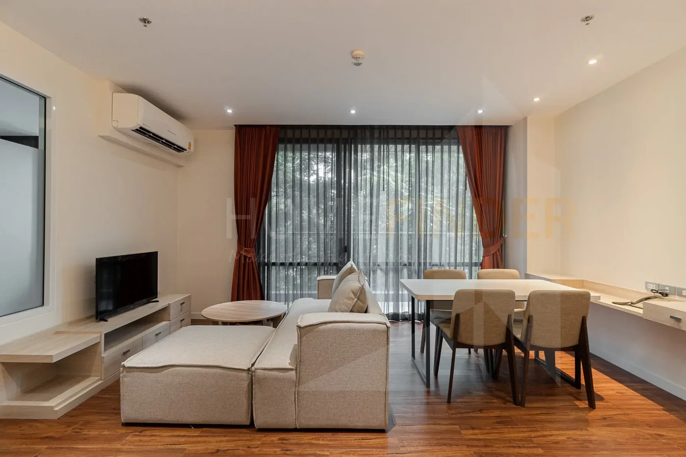 รูป Baan Santisuk Sukhumvit 38 2 bedrooms, for rent - รูปที่ 1/7