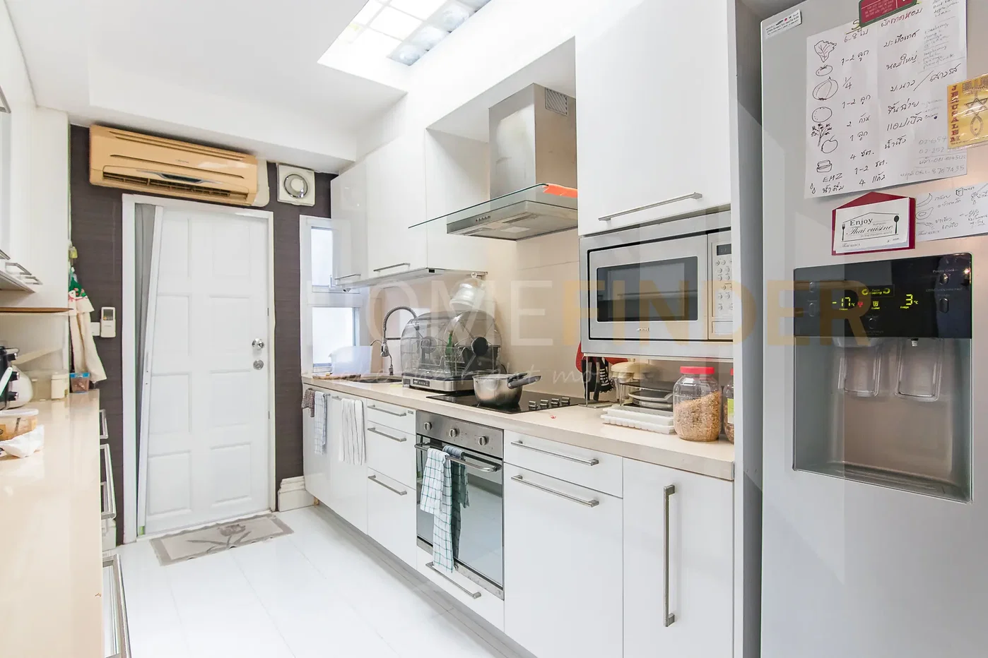 รูป Townhouse Soi Langsuan 4 bedrooms, for rent - รูปที่ 7/8