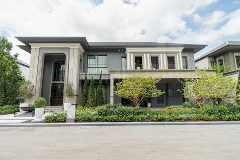 Grand Bangkok Boulevard Krungthepkreetha 4 bedrooms, for sale