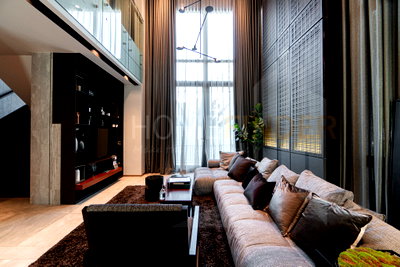 บ้านเดี่ยว ม.สวนดุสิต : Malton Private Residences Ari | Topical Loft, 3 Bedrooms, High Ceiling, 3 Parking Spots, Private Pool, 4 Storey with rooftop 3 bedrooms, for sale