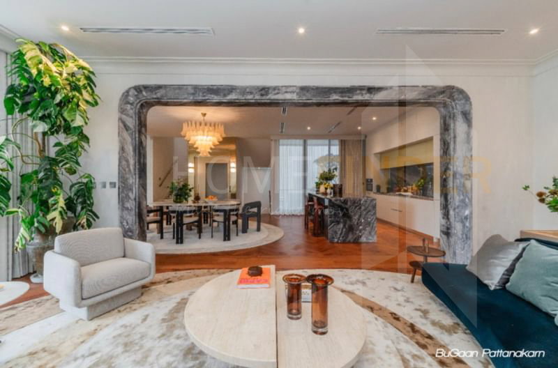 รูป BuGaan Pattanakarn 6 bedrooms, for sale - รูปที่ 3/6