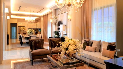 บ้านเดี่ยวให้เช่า : Baan Sansiri Pattanakarn - Super luxury 4 bedroom house with big garden and swimming pool in Pattanakarn, Bangkok Thailand 4 bedrooms, for rent