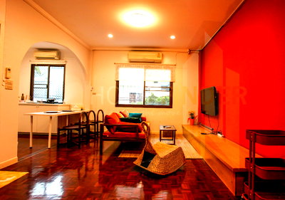 เช่าทาวน์โฮม วัน แบงค็อก   : Townhome Ploenchit 4 bedrooms, for rent