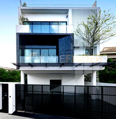 บ้านเดี่ยว กรุงเทพมหานคร : House in Sukhumvit 65 4 bedrooms, for sale