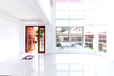 บ้านเดี่ยว ถนนกรุงเทพ-ชลบุรี มอเตอร์เวย์ : Supalai Suvannabhumi - 4 bedroom house for sale close to airport in Bangkok 4 bedrooms, for sale