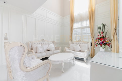 Narasiri Bangna - Luxury gated housing community in Bang Na 4 bedrooms, for rent