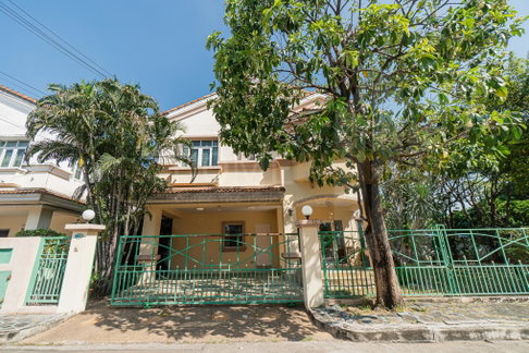 Kanlapaphruek Srinakarin 3 bedrooms, for sale