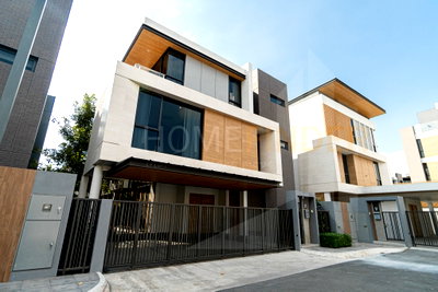 บ้านเดี่ยว กรุงเทพมหานคร : BAAN 365 RAMA 3 near Asiatique The Riverfront | 4 Bedrooms, High Ceiling, 2 Parking Spots 4 bedrooms, for sale