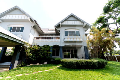 Houses for rent Samut Prakarn : Ekpailin Srinakarin 4 bedrooms, for rent