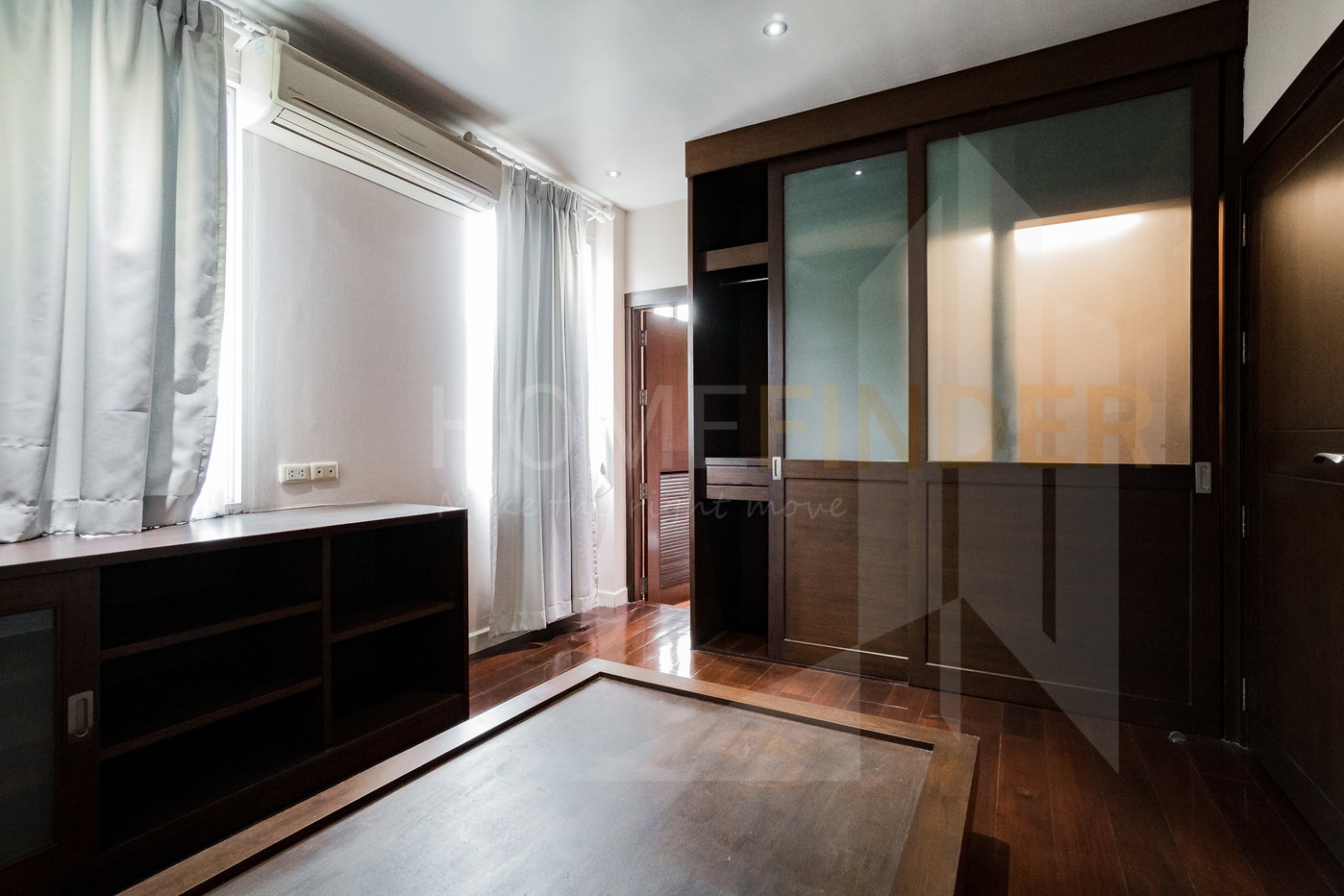 รูป Baan Klang Krung Thonglor 4 bedrooms, for rent - รูปที่ 10/42