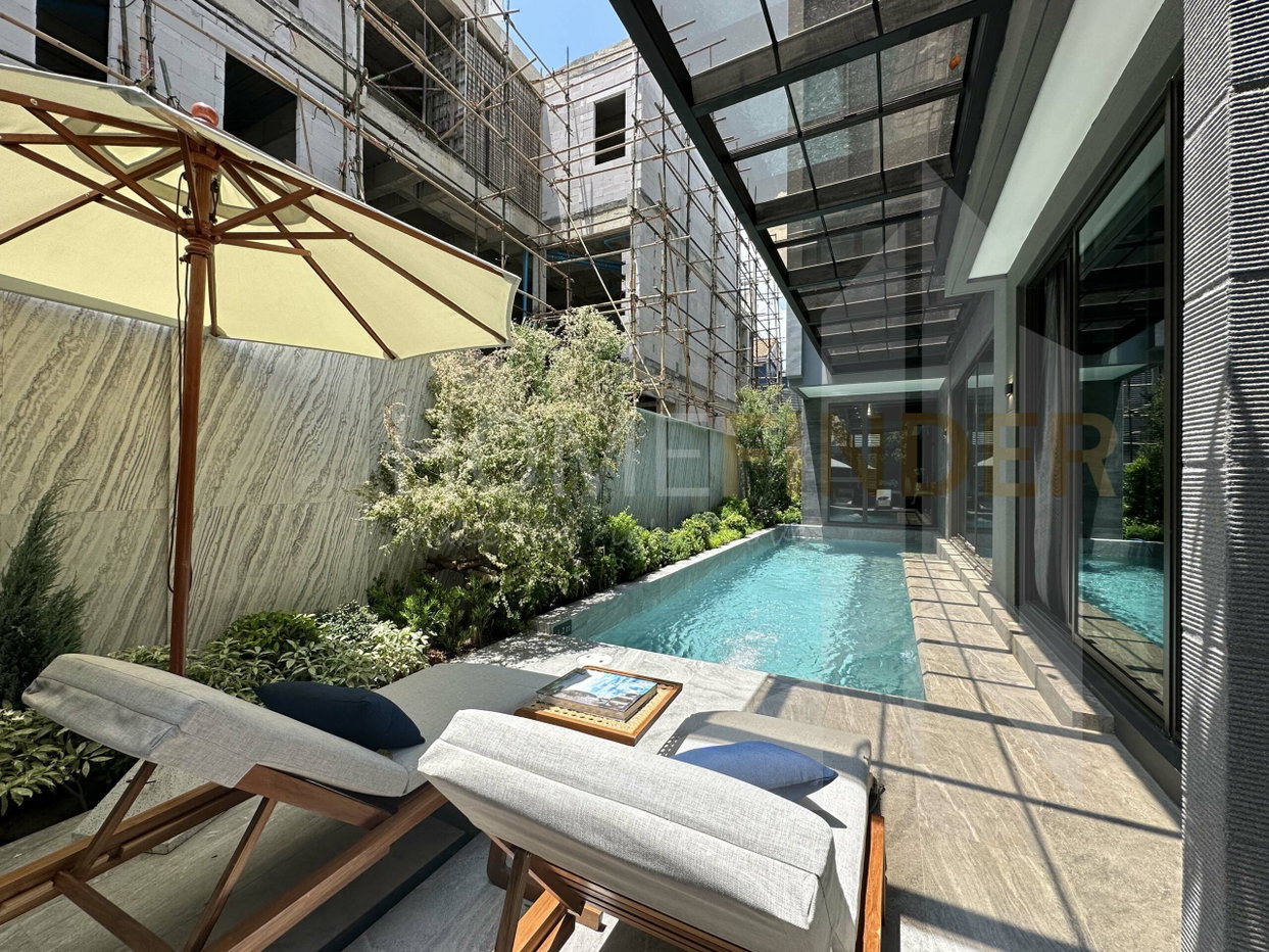 รูป 95E1 4 bedrooms, for sale - รูปที่ 2/12