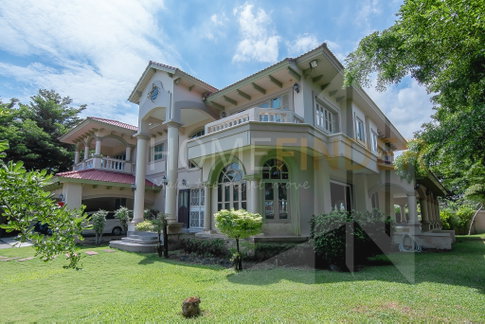 Villa River Side 5 bedrooms, for sale