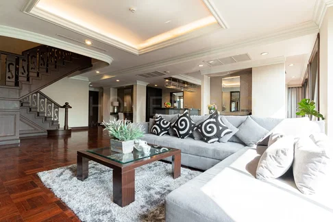 Ploenruedee Residence 4 bedrooms, for rent