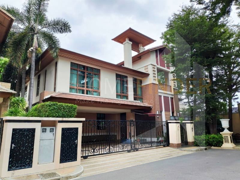Houses for rent : Baan Sansiri Sukhumvit 67 4 bedrooms, for rent