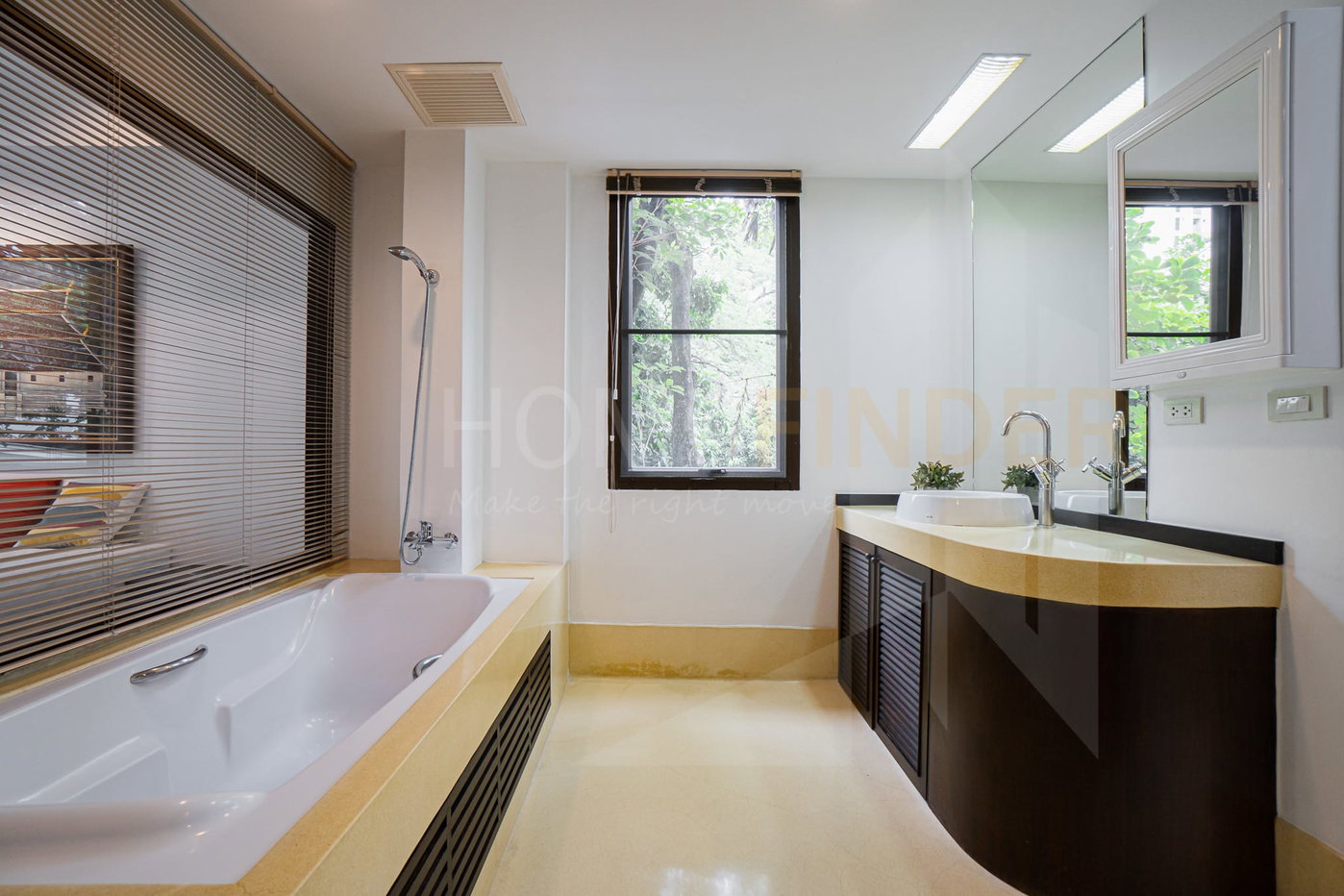 รูป Raintree Village 4 bedrooms, for rent - รูปที่ 5/10