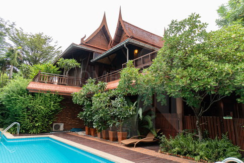 Thai Styled House 4 Bedroom for Sale in Chaeng Watthana 5 bedrooms, for sale