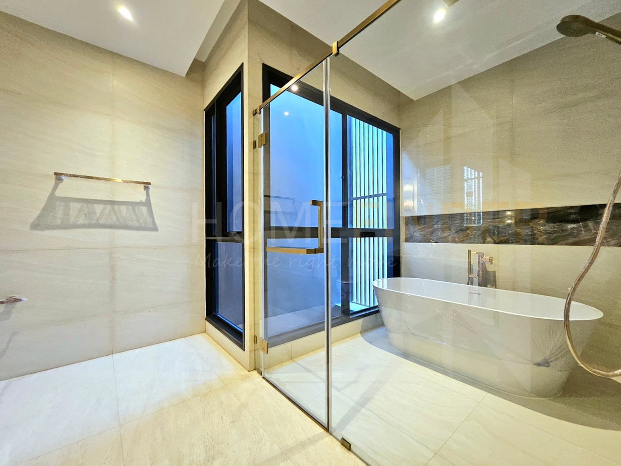 รูป BUGAAN Krungthep Kreetha 4 bedrooms, for rent - รูปที่ 9/9