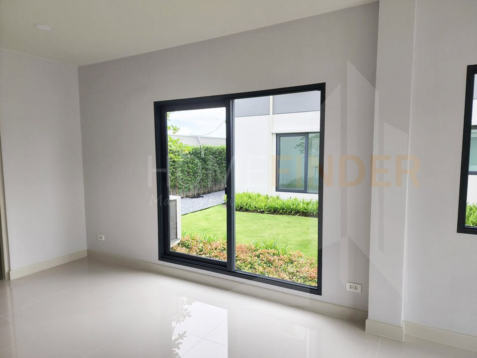 รูป Centro Bangna (New Project) 4 bedrooms, for rent - รูปที่ 4/10