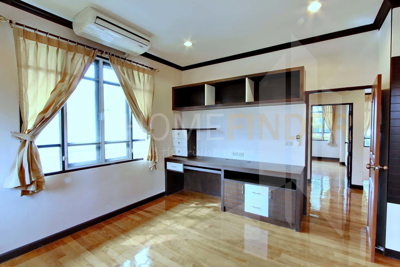 รูป House Sukhumvit 63 4 bedrooms, for rent - รูปที่ 12/14