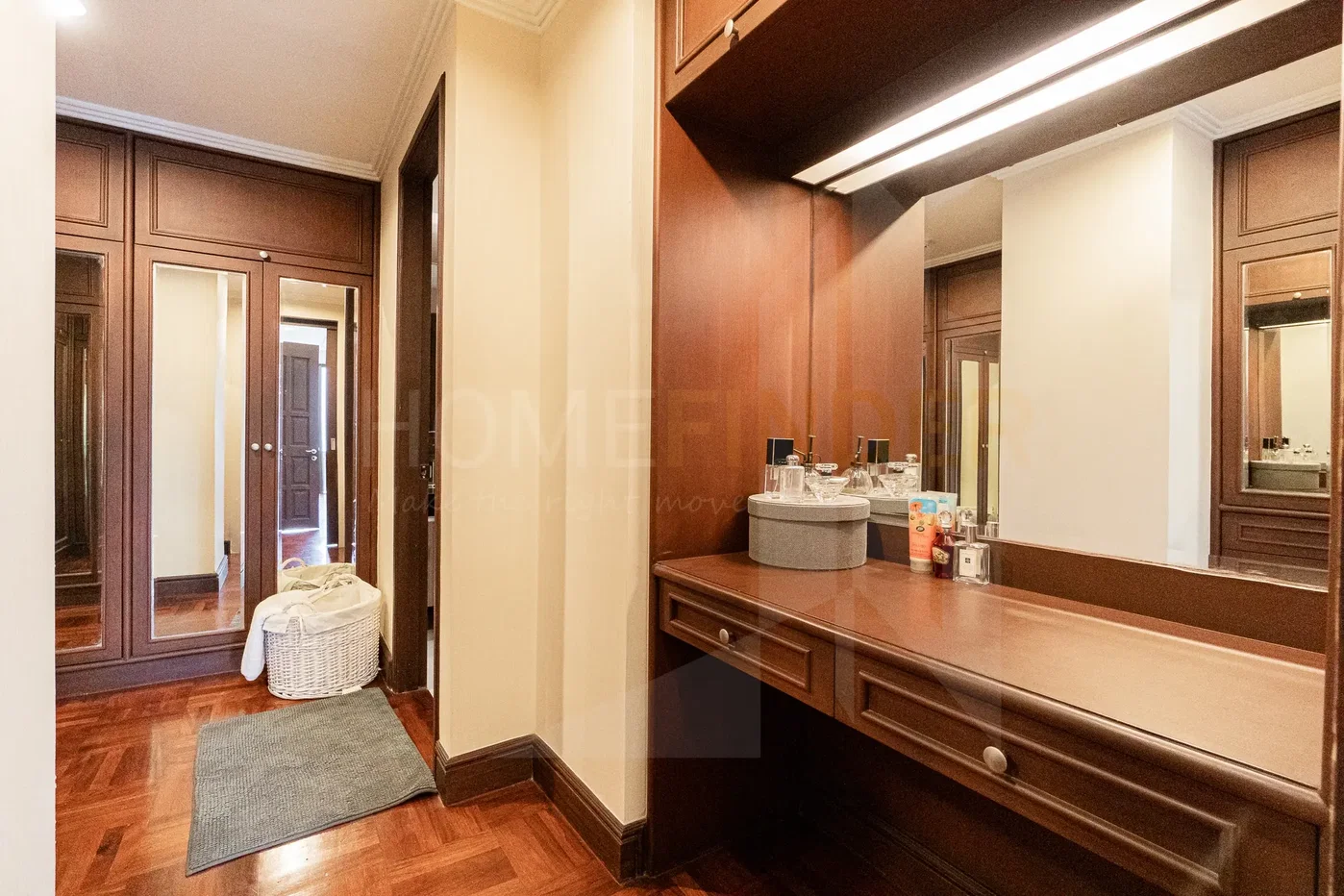 รูป Ploenruedee Residence 4 bedrooms, for rent - รูปที่ 2/22