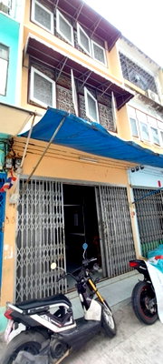 Shophouses for sale Nimibutr Stadium : For sale, 3-story shophouse, Sap Road, Bang Rak, behind the condo ideo chula samyan.
