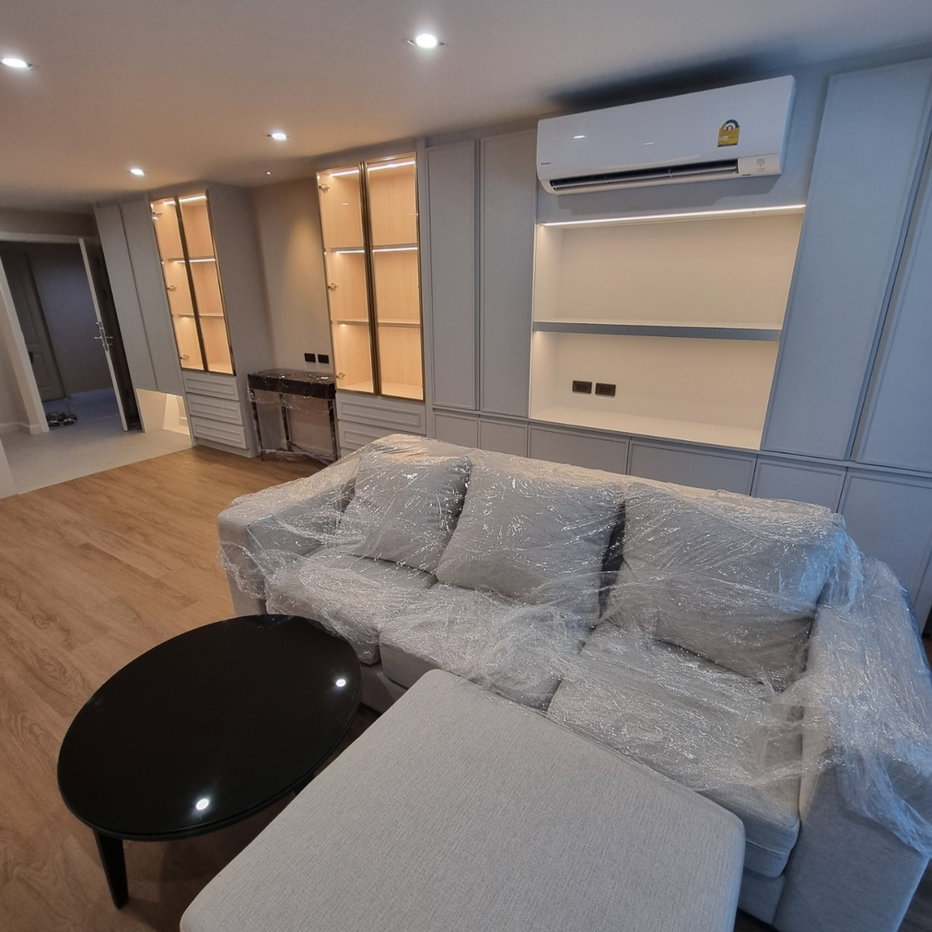 picture Silom terrace for rent 55,000-. walk 200 m. to mrt silom - 14/15
