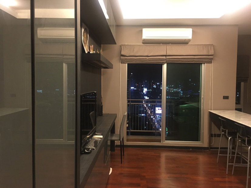 รูป For sale Condo thru Thonglor 2Beds hight floor(S15-28809) - รูปที่ 18/19