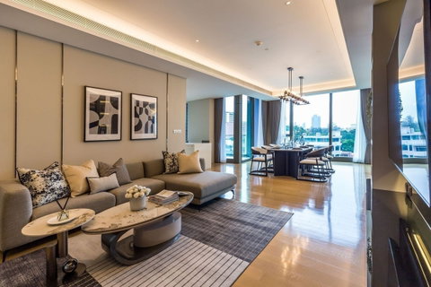 รูปภาพ LTH10279<H10280 – Baan Sindhorn FOR RENT/SALE size 168 Sq. m. 2 beds 3 baths Near BTS Rajdamri Station