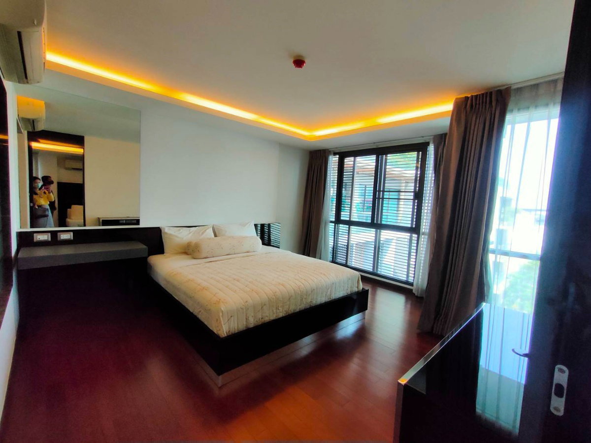 รูป ขายคอนโด address สุขุมวิท 61  เฟอร์นิเจอร์ครบ ห้องสวยพร้อมอยู่ (S03-1737)S - รูปที่ 1/8