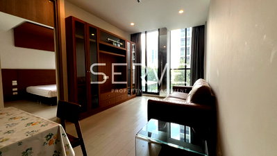 Condos for sale : Corner Unit 2 Beds 2 Baths with North Side Next to BTS Phloen Chit at Noble Ploenchit Condo / Condo For Sale