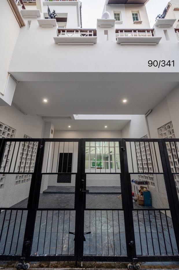 รูป SBR101 เช่า ทาวน์โฮม Sabbath Residence Chatuchak 5นอน 6น้ำ 2จอด พื้นที่ใช้สอย 400ตรม. 25.50ตรว 250000บ. 064-959-8900 - รูปที่ 10/54