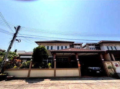 Houses for sale Central Si Racha : Second-hand Sriracha detached house Mangmeesrisuk Village, Granville, Bang Phra, Chonburi