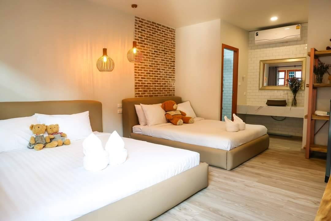 picture Hotel for sale, 8 rooms,  in the city Near tourist attractions in Chiang Mai, Convenient travel - SW001008 - 30/36