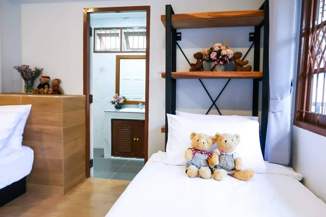 picture Hotel for sale, 8 rooms,  in the city Near tourist attractions in Chiang Mai, Convenient travel - SW001008 - 18/36