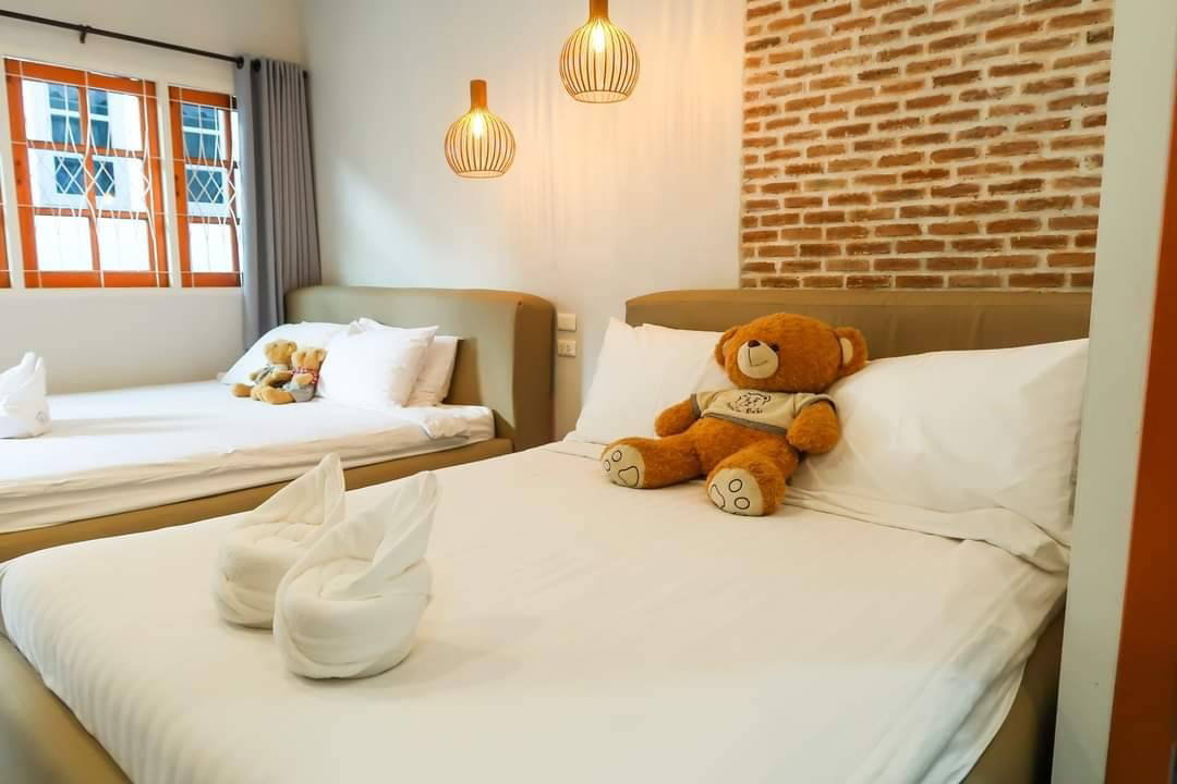 picture Hotel for sale, 8 rooms,  in the city Near tourist attractions in Chiang Mai, Convenient travel - SW001008 - 32/36