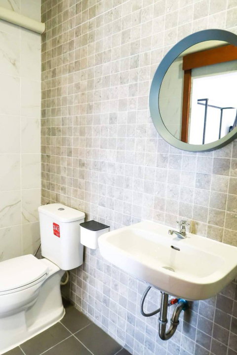 picture Hotel for sale, 8 rooms,  in the city Near tourist attractions in Chiang Mai, Convenient travel - SW001008 - 23/36