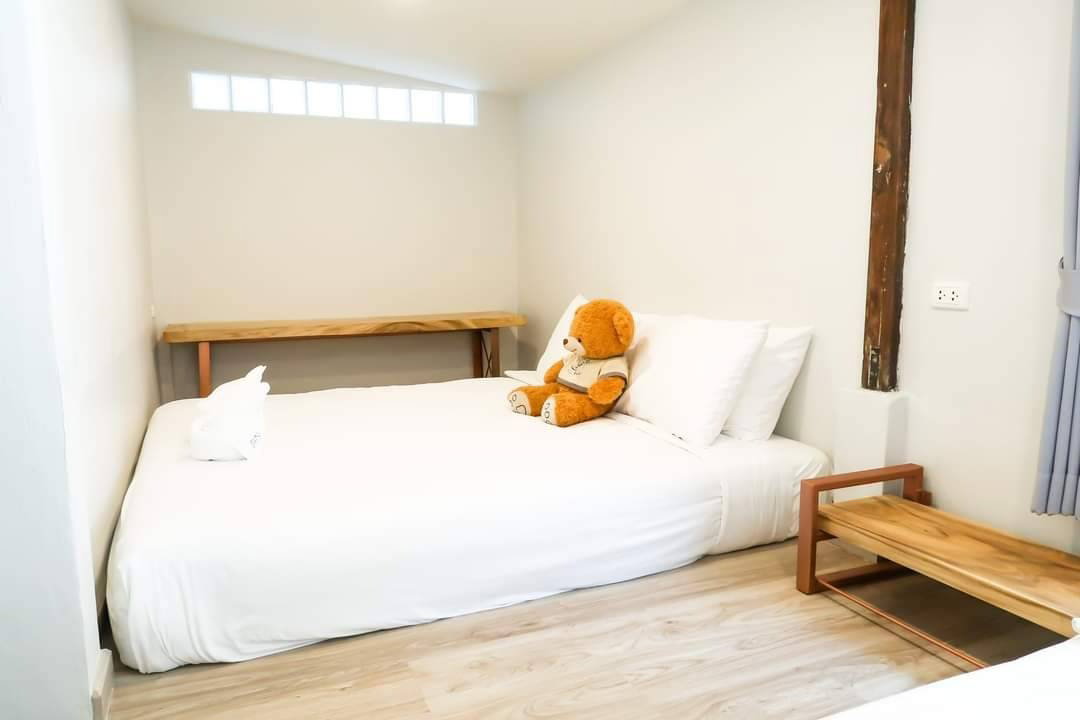 picture Hotel for sale, 8 rooms,  in the city Near tourist attractions in Chiang Mai, Convenient travel - SW001008 - 6/36