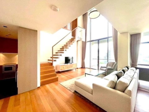 SKTR101 Condo for rent The Sukhothai Residences, 14th floor Size 139 sqm. 1 bed 2 baths duplex 120,000 baht 064-959-8900