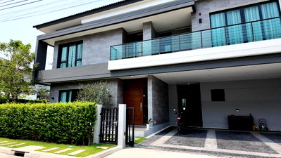 Houses for rent Samut Prakarn : Single house, The City Bangna , ready to move in. If interested, contact Line @goodmanpro or call 0999029192.