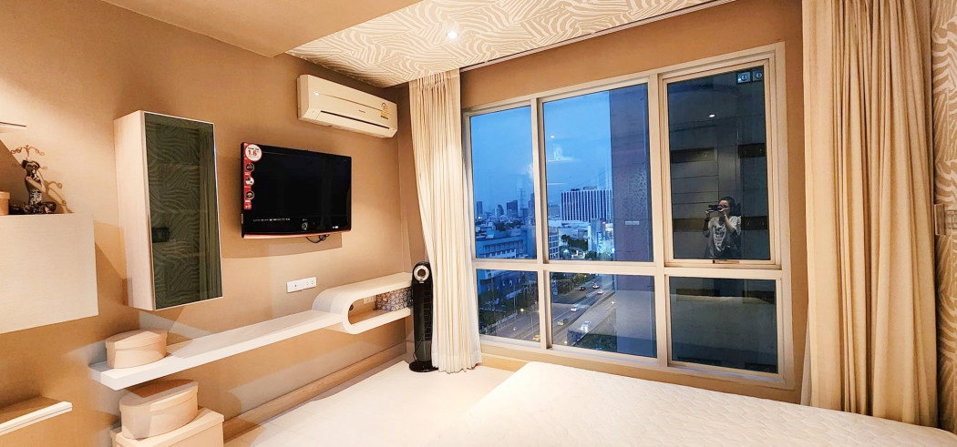 รูป ขาย คอนโด Life รัชดาภิเษก-สุทธิสาร 1 ห้องนอน 60 ตรม. ชั้น 11 ห้องมุม ใหญ่ เฟอร์นิเจอร์และเครื่องใช้ไฟฟ้าครบ - รูปที่ 2/11