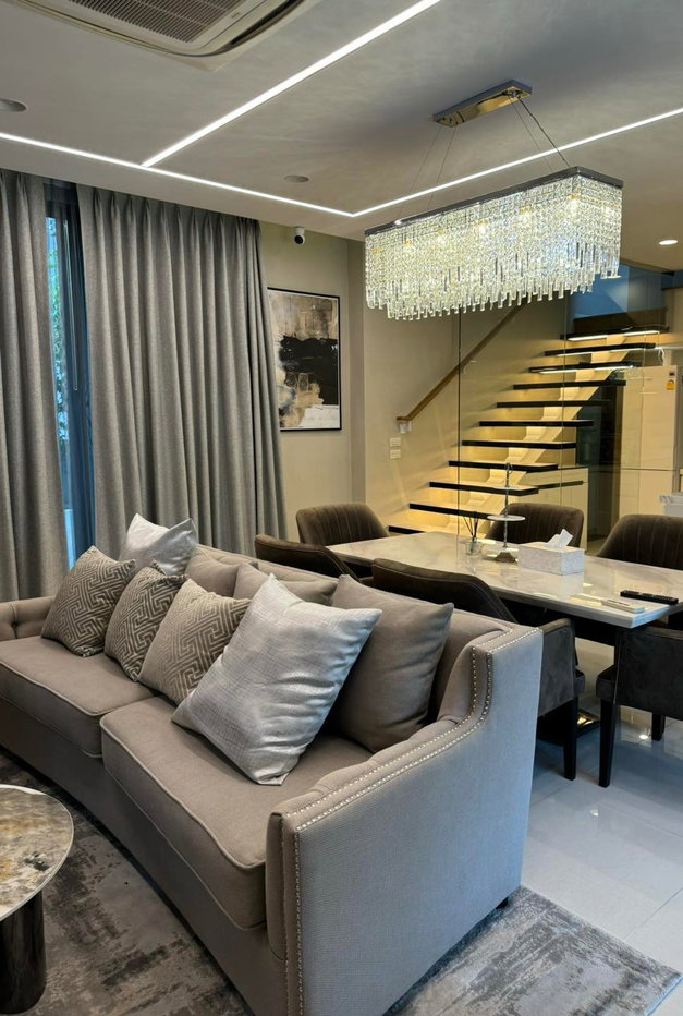 รูป ขายบ้านตัวอย่าง บ้านกลางเมือง คลาสเซ่ CLASSE เอกมัย-รามอินทรา วิวติดสวน-สโมสร ที่สุดในโครงการ ตกแต่งจัดเต็ม - รูปที่ 13/19