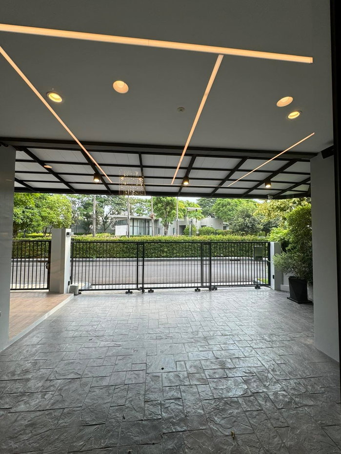 รูป ขายบ้านตัวอย่าง บ้านกลางเมือง คลาสเซ่ CLASSE เอกมัย-รามอินทรา วิวติดสวน-สโมสร ที่สุดในโครงการ ตกแต่งจัดเต็ม - รูปที่ 18/19