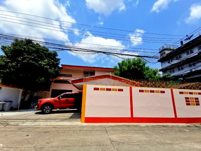 บ้านเดี่ยว ถนนสุขุมวิท : LTHC10397–House FOR SALE in size 56 Sq. w. 3 bed 4 bath near BTS Udomsuk Station ONLY 15MB