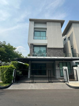 ขายบ้านตัวอย่าง บ้านกลางเมือง คลาสเซ่ CLASSE เอกมัย-รามอินทรา วิวติดสวน-สโมสร ที่สุดในโครงการ ตกแต่งจัดเต็ม