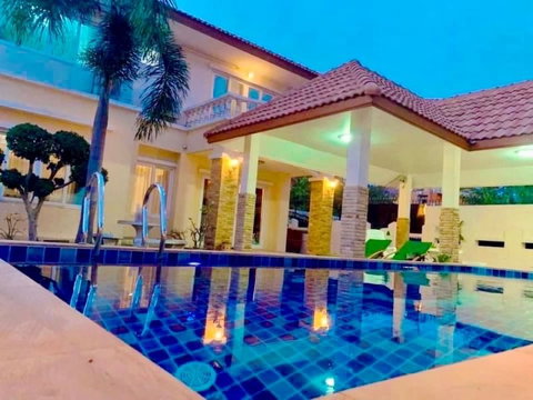 บ้านเดี่ยวพัทยา รีโนเวทใหม่ ตกแต่งครบ พร้อมเฟอร์ ฝั่งทะเล 
