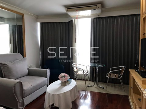 1 Bed 1 Bath High Fl. 15+ Good Location Close to BTS Chit Lom 290 m. & Central Chidlom at President Place Condo / For Rent